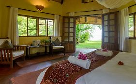 Makuzi Beach Lodge